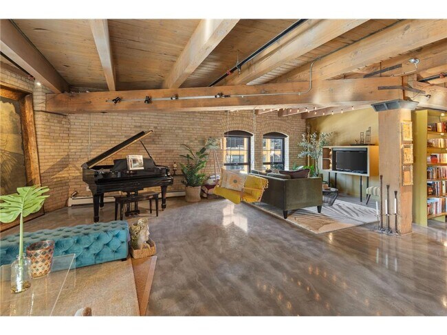 404 N Washington Ave in Minneapolis, MN - Building Photo - Building Photo