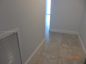 400 N Surf Rd, Unit 303 in Hollywood, FL - Building Photo - Building Photo