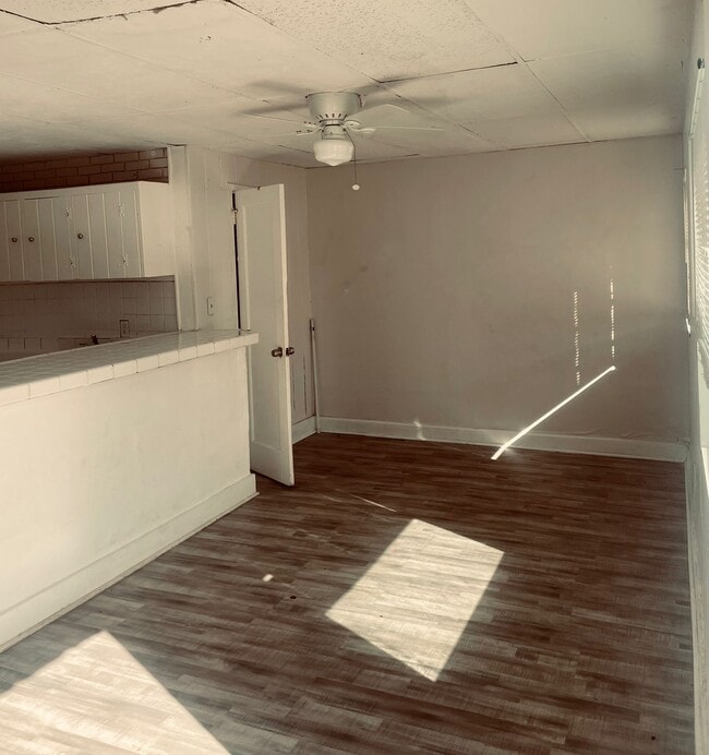 7871 Terrace Rd, Unit A in Lantana, FL - Building Photo - Building Photo