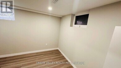 39 Graylee Ave in Toronto, ON - Building Photo - Building Photo