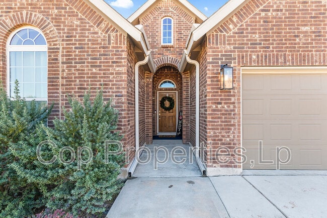 2259 Gran Cielo Trl in New Braunfels, TX - Building Photo - Building Photo