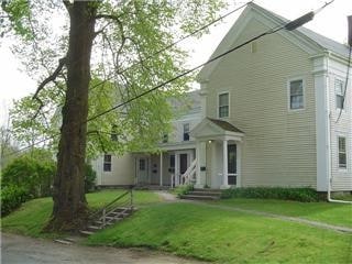 11 Gilcrest St in Thomaston, ME - Foto de edificio