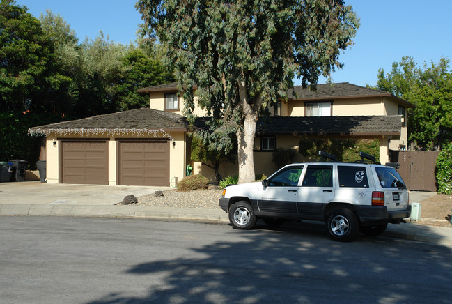 567 Firloch Ave in Sunnyvale, CA - Building Photo - Building Photo