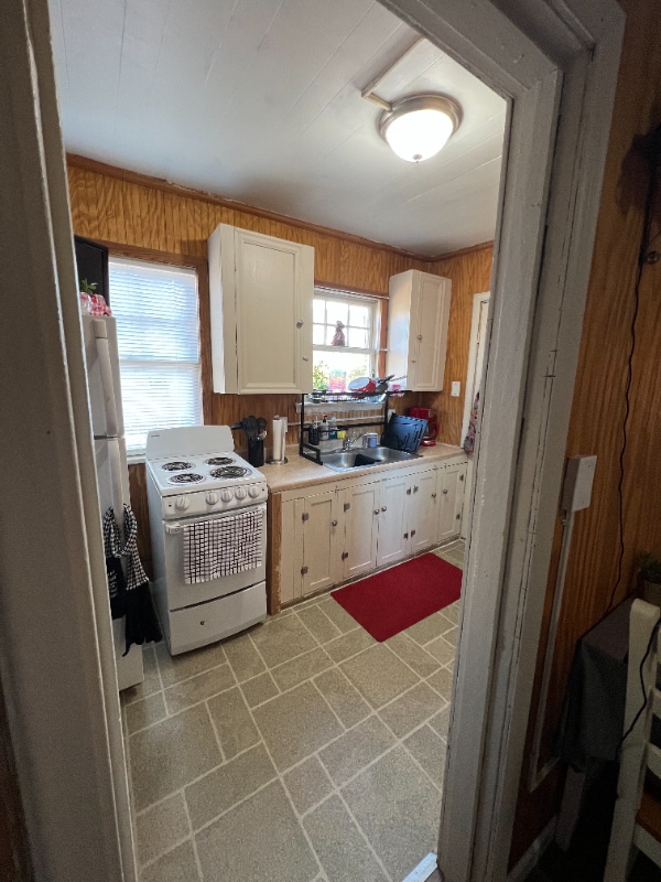 484 S Iowa Ave in East Wenatchee, WA - Building Photo - Building Photo