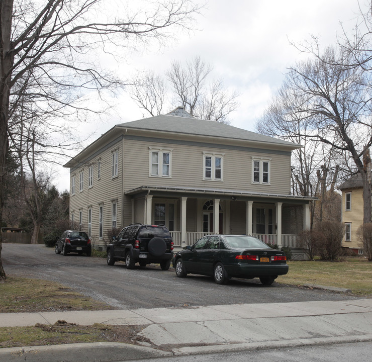 6451 Montgomery St in Rhinebeck, NY - Building Photo