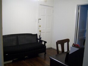 1826 W Main St-Unit -GA 1 in Houston, TX - Building Photo - Building Photo