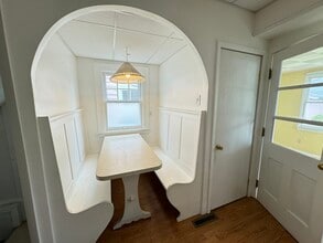 2033 Perth St, Unit House in Toledo, OH - Foto de edificio - Building Photo