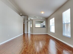 24633 Laurel Ridge Dr in Lutz, FL - Building Photo - Building Photo