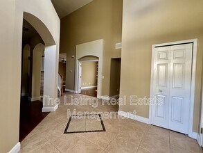 10904 Summerton Dr in Riverview, FL - Building Photo - Building Photo