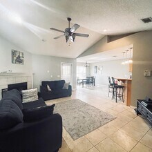 931 Ibis Way in Fort Walton Beach, FL - Foto de edificio - Building Photo