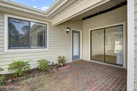 6045 Inland Greens Dr in Wilmington, NC - Building Photo - Building Photo