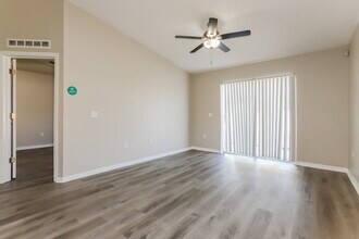 12938 Bridleford Dr in Gibsonton, FL - Building Photo - Building Photo