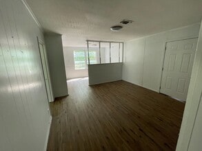 2741 Essex St in Shreveport, LA - Building Photo - Building Photo