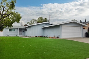 17178 McKeever St in Granada Hills, CA - Building Photo
