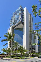 Ritz Carlton Residences Tower II in Honolulu, HI - Building Photo - Building Photo