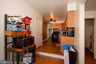 10 Sherwood Ln in Glassboro, NJ - Building Photo - Building Photo