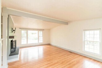 203 Hathaway Dr in Signal Mountain, TN - Foto de edificio - Building Photo