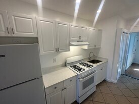 1357 Adams St NE, Unit 4 in Washington, DC - Building Photo