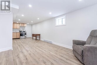 65 Drury Ln in Barrie, ON - Building Photo - Building Photo