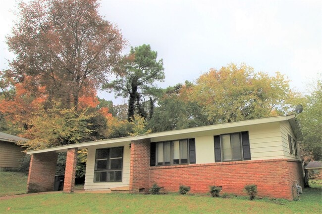 property at 3104 Acklen Dr SW