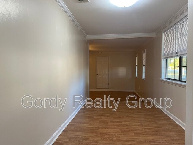 2057 Gay Ave in Sneads, FL - Building Photo - Building Photo