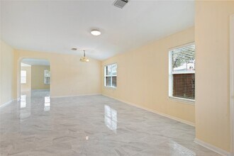 7710 Sapulpa Ln in Cypress, TX - Building Photo - Building Photo