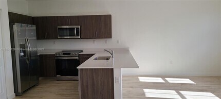 15540 SW 136th St in Miami, FL - Building Photo - Building Photo