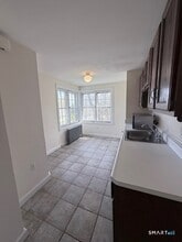 181 High St in Groton, CT - Building Photo - Building Photo