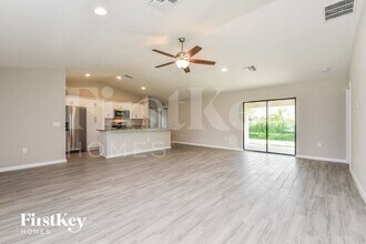 9107 Frank Rd in Ft. Myers, FL - Building Photo - Building Photo