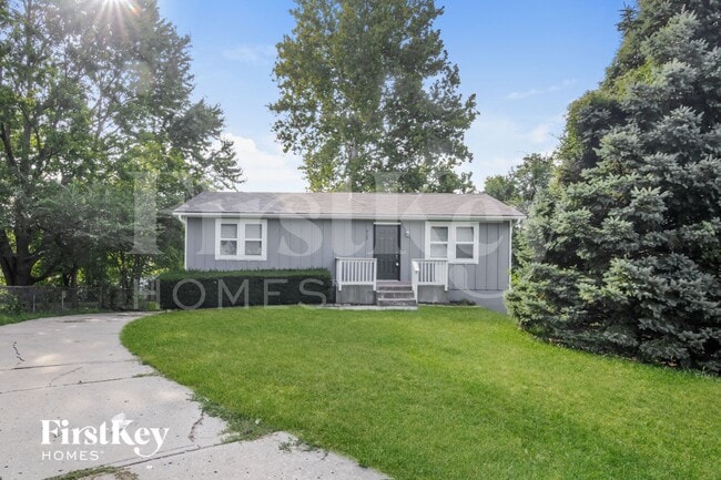 717 NE Westwind Dr in Lee's Summit, MO - Building Photo - Building Photo