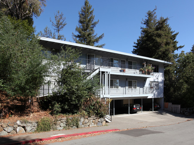 8 King St in Larkspur, CA - Building Photo - Building Photo