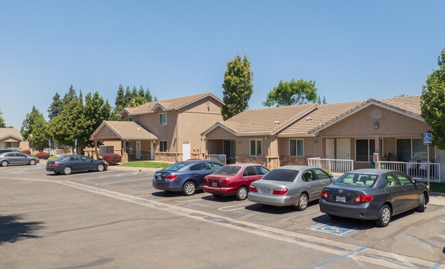 Willow Pointe Apartments