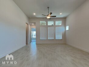 15170 London Gavroche Ln in Conroe, TX - Building Photo - Building Photo