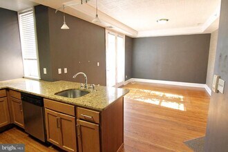 974 N 5th St in Philadelphia, PA - Building Photo - Building Photo