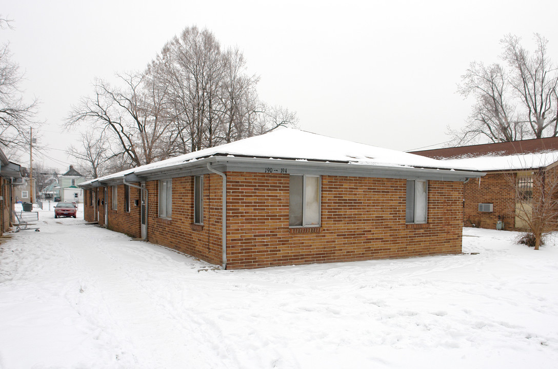 190-194 S Highland Ave in Columbus, OH - Building Photo