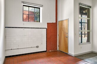 Jackson Street Lofts in Richmond, VA - Building Photo - Building Photo
