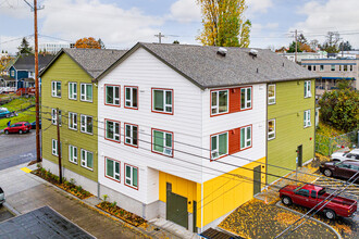 Shiloh Apartments in Tacoma, WA - Foto de edificio - Building Photo