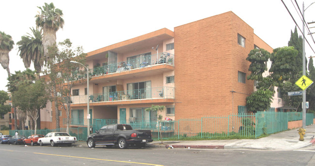 909 S Bonnie Brae St in Los Angeles, CA - Foto de edificio - Building Photo