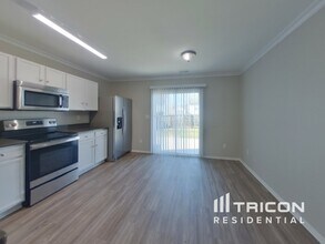 3634 Charterhall Ln in Charlotte, NC - Building Photo - Building Photo