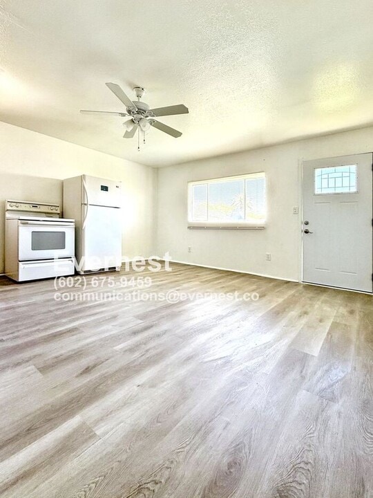 2525 E Willetta St in Phoenix, AZ - Building Photo