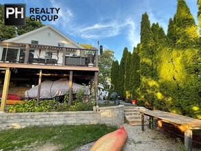 157 Riverview Ave in Waltham, MA - Building Photo - Building Photo