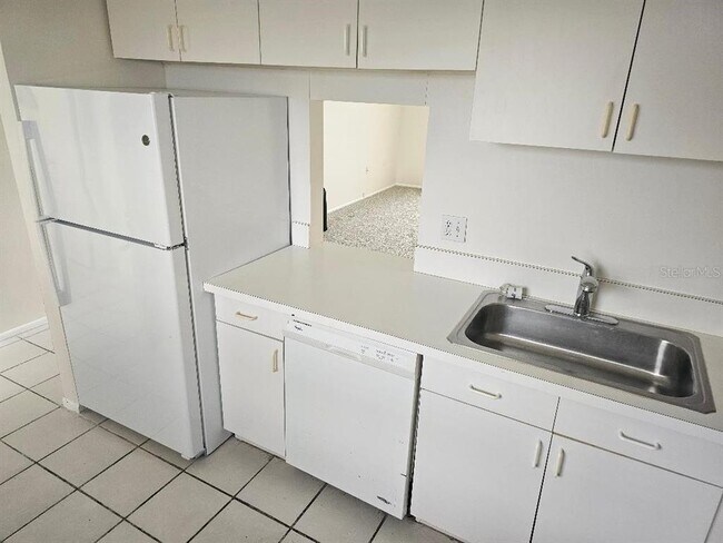 3880 Ironwood Ln in Bradenton, FL - Building Photo - Building Photo