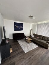 838 Menomonie St in Eau Claire, WI - Building Photo - Building Photo