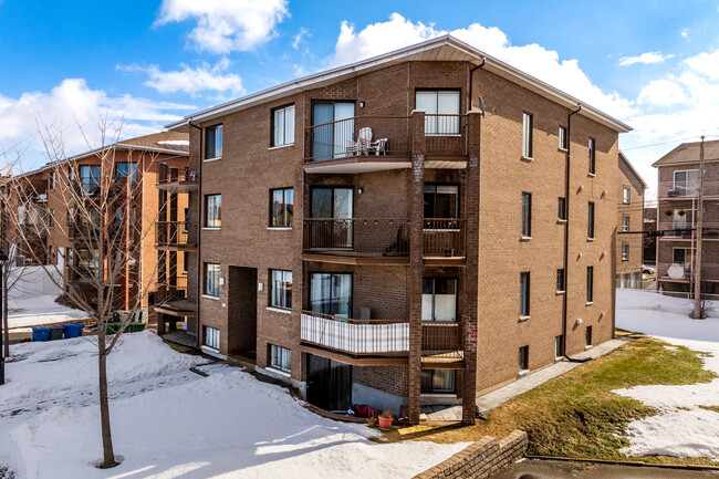 7620 Suzanne-Giroux St