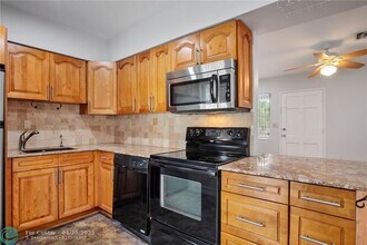 2130 NE 42nd Ct in Lighthouse Point, FL - Building Photo - Building Photo