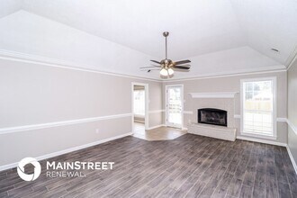 1261 Fox Trace Dr in Memphis, TN - Building Photo - Building Photo