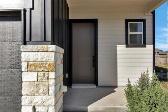 8589 Meridy Lp in Hutto, TX - Building Photo - Building Photo