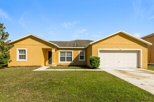 536 Bromley Ct in Kissimmee, FL - Building Photo