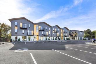 Veazey Apartments in Boise, ID - Building Photo - Building Photo