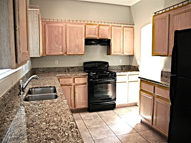 9876 Vermillion Cliffs Ave in Las Vegas, NV - Building Photo - Building Photo